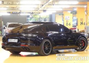 Porsche Panamera 4.0 GTS 2022 года из Южной Кореи