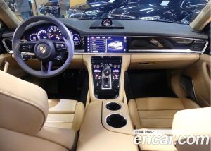 Porsche Panamera 4.0 GTS 2022 года из Южной Кореи
