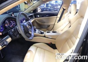 Porsche Panamera 4.0 GTS 2022 года из Южной Кореи