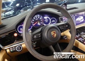 Porsche Panamera 4.0 GTS 2022 года из Южной Кореи