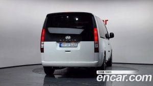 Hyundai Staria HEV 1.6 Tourer 9-Seater 2025 года из Южной Кореи