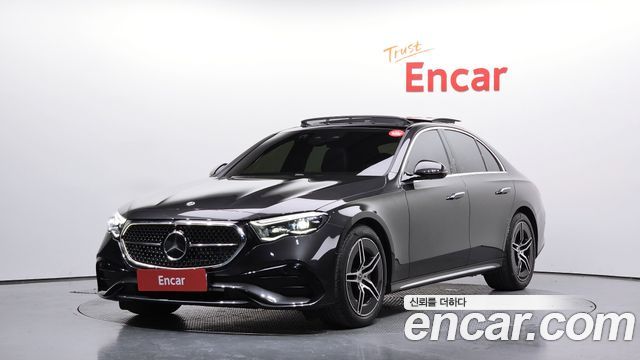 Mercedes-Benz E-Class E300 4MATIC AMG Line 2024 года из Кореи
