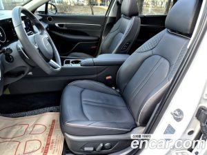 Hyundai Sonata 2.0 2025 года из Южной Кореи