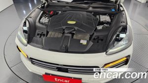 Porsche Cayenne 3.0 2023 года из Южной Кореи