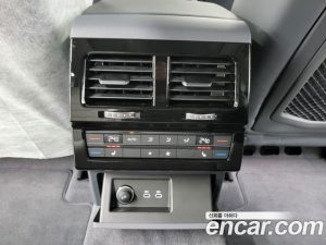 Volkswagen Touareg 3.0 TDI Prestige 2026 года из Южной Кореи