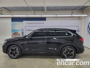 Volkswagen Touareg 3.0 TDI Prestige 2026 года из Южной Кореи