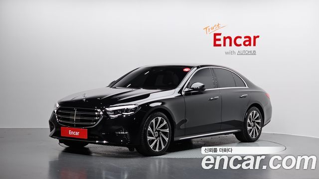 Mercedes-Benz E-Class E300 4MATIC Exclusive 2024 года из Кореи