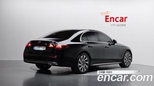 Mercedes-Benz E-Class E300 4MATIC Exclusive 2024 года из Южной Кореи