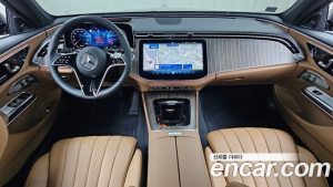 Mercedes-Benz E-Class E300 4MATIC Exclusive 2024 года из Южной Кореи