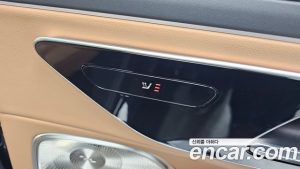Mercedes-Benz E-Class E300 4MATIC Exclusive 2024 года из Южной Кореи