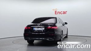 Mercedes-Benz E-Class E250 AMG Line 2023 года из Южной Кореи