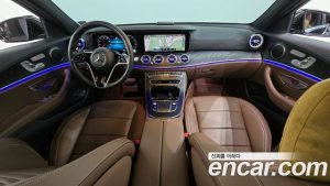 Mercedes-Benz E-Class E250 AMG Line 2023 года из Южной Кореи