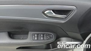 Renault-KoreaSamsung XM3 1.6 GTe RE 2023 года из Южной Кореи