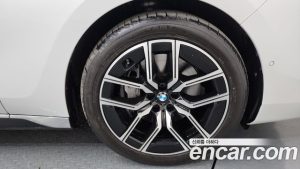 BMW 7-Series 740i xDrive M Sport 2025 года из Южной Кореи