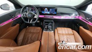 BMW 7-Series 740i xDrive M Sport 2025 года из Южной Кореи