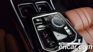 BMW 7-Series 740i xDrive M Sport 2025 года из Южной Кореи