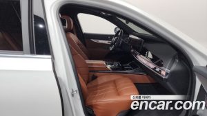 BMW 7-Series 740i xDrive M Sport 2025 года из Южной Кореи