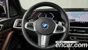 BMW X5 xDrive 50e M Sport 2025 года из Южной Кореи