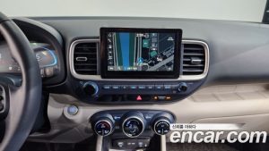 Hyundai Venue 1.6 Premium 2024 года из Южной Кореи