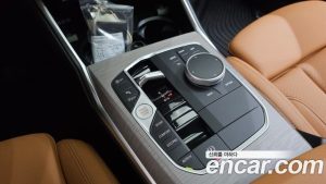 BMW 3-Series 320i Touring 2025 года из Южной Кореи