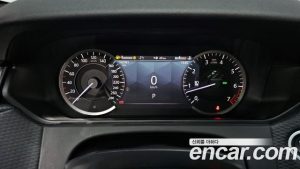 Land Rover Range Rover Velar 2.0 P250 R-Dynamic SE 2023 года из Южной Кореи