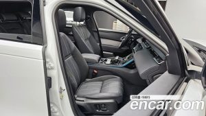 Land Rover Range Rover Velar 2.0 P250 R-Dynamic SE 2023 года из Южной Кореи