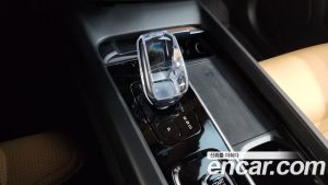 Volvo XC60 B5 Ultra Bright 2025 года из Южной Кореи