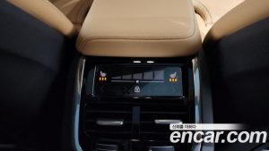 Volvo XC60 B5 Ultra Bright 2025 года из Южной Кореи