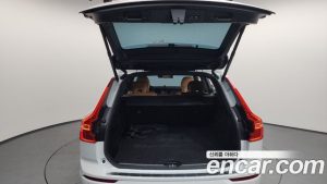 Volvo XC60 B5 Ultra Bright 2025 года из Южной Кореи