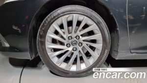 Lexus ES Luxury Plus 2022 года из Южной Кореи