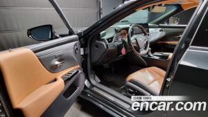 Lexus ES Luxury Plus 2022 года из Южной Кореи