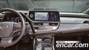 Lexus ES Luxury Plus 2022 года из Южной Кореи
