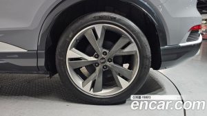 Audi Q4 e-tron 40 Premium 2023 года из Южной Кореи