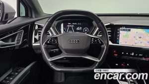Audi Q4 e-tron 40 Premium 2023 года из Южной Кореи