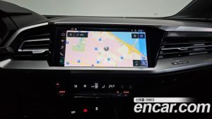 Audi Q4 e-tron 40 Premium 2023 года из Южной Кореи
