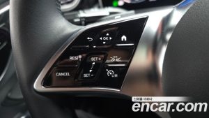Mercedes-Benz C-Class C200 Avantgarde 2025 года из Южной Кореи