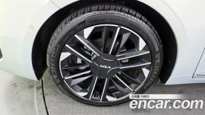 Kia K8 Signature 2025 года из Южной Кореи