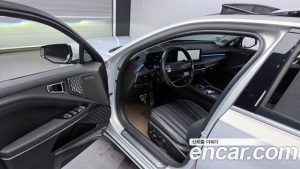 Kia K8 Signature 2025 года из Южной Кореи