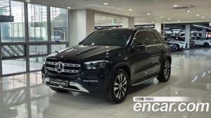Mercedes-Benz GLE-Class GLE300d 4MATIC 2025 года из Южной Кореи