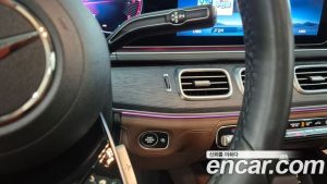 Mercedes-Benz GLE-Class GLE300d 4MATIC 2025 года из Южной Кореи