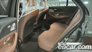 Mercedes-Benz GLE-Class GLE300d 4MATIC 2025 года из Южной Кореи