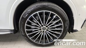 Mercedes-Benz GLC-Class GLC300 4MATIC Coupe 2024 года из Южной Кореи