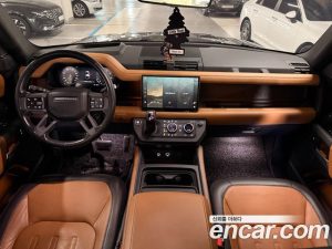 Land Rover Defender 110 P400 X 2023 года из Южной Кореи