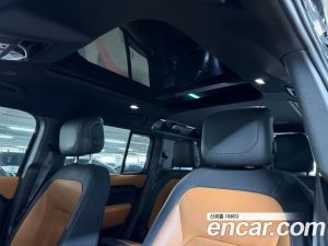 Land Rover Defender 110 P400 X 2023 года из Южной Кореи