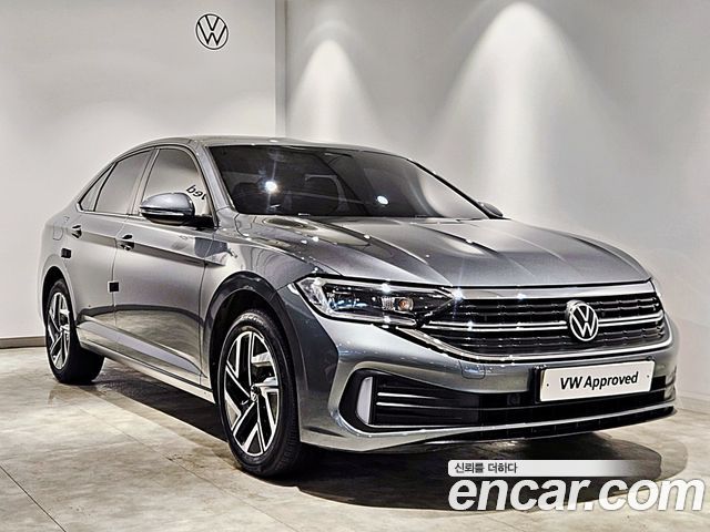 Volkswagen Jetta 1.5 TSI Premium 2023 года из Кореи