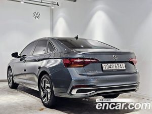Volkswagen Jetta 1.5 TSI Premium 2023 года из Южной Кореи