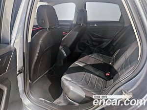 Volkswagen Jetta 1.5 TSI Premium 2023 года из Южной Кореи