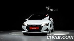 Audi A3 40 TFSI 2025 года из Южной Кореи