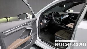 Audi A3 40 TFSI 2025 года из Южной Кореи