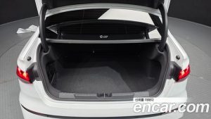 Audi A3 40 TFSI 2025 года из Южной Кореи